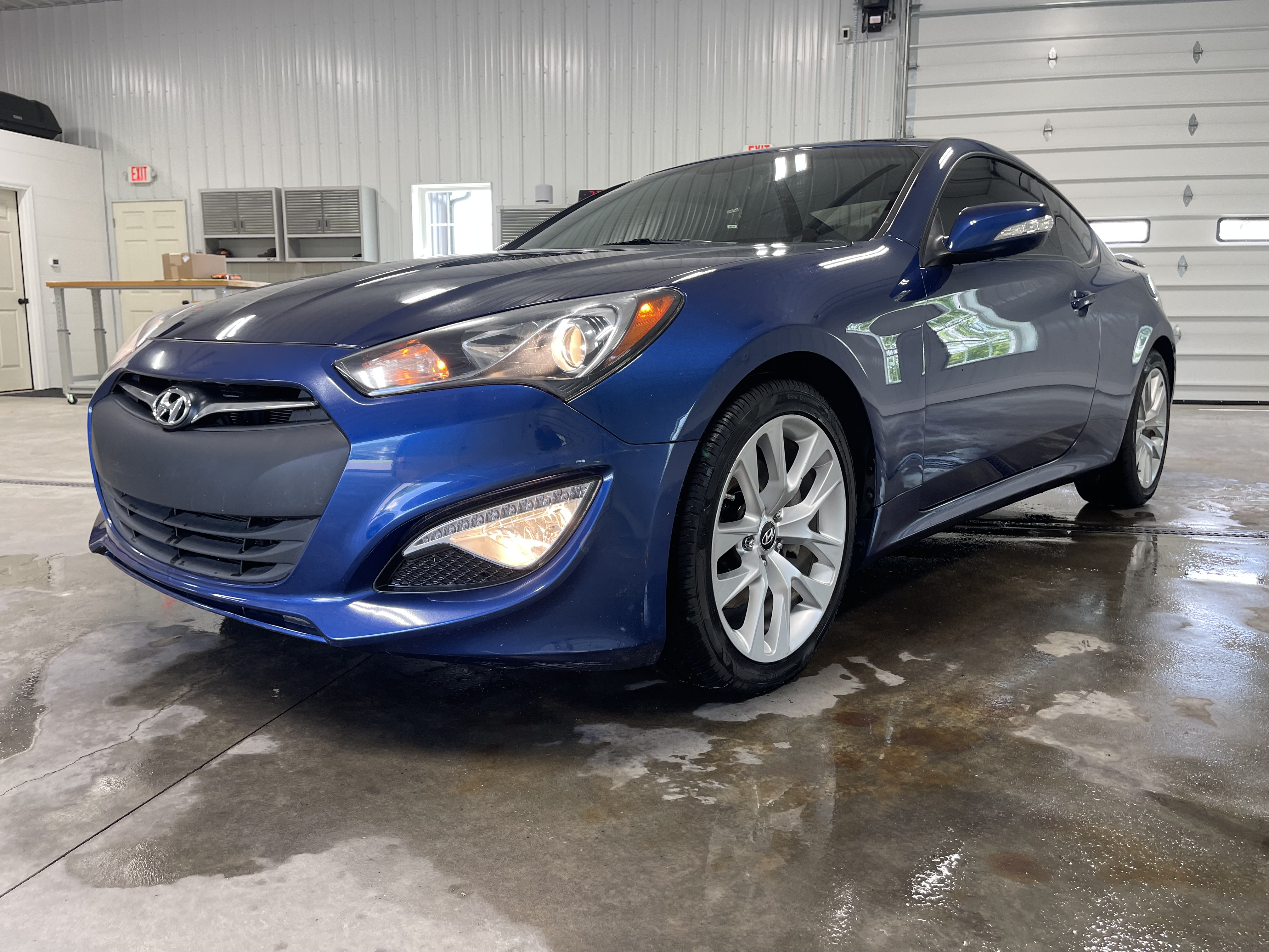 2016 Hyundai Genesis Coupe